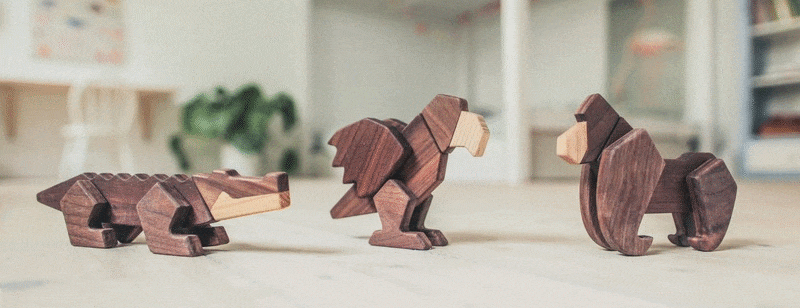 Fablewood designer træfigurer som kan skilles ad ved hjælp af magneter, giver mulighed for leg og kreavitet